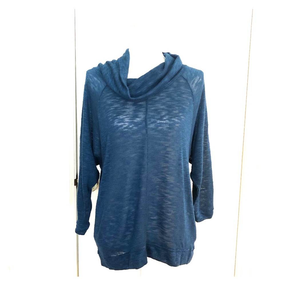 Old navy lightweight cowl neck sweater